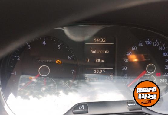 Autos - Volkswagen Suran 2011 Nafta 182000Km - En Venta