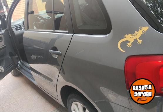 Autos - Volkswagen Suran 2011 Nafta 182000Km - En Venta