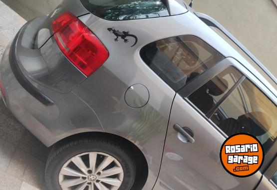 Autos - Volkswagen Suran 2011 Nafta 182000Km - En Venta