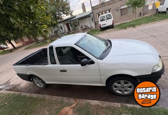 Camionetas - Volkswagen SAVEIRO 2006 Nafta 223000Km - En Venta