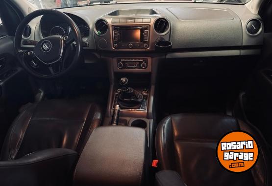 Camionetas - Volkswagen amarok 2015 Diesel 185000Km - En Venta