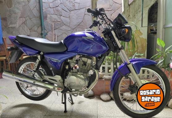 Motos - Honda TITAN 150 2013 Nafta 38000Km - En Venta