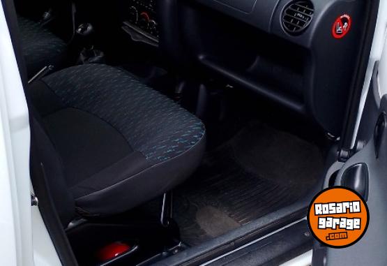 Utilitarios - Renault Kangoo 2016 Nafta 51000Km - En Venta