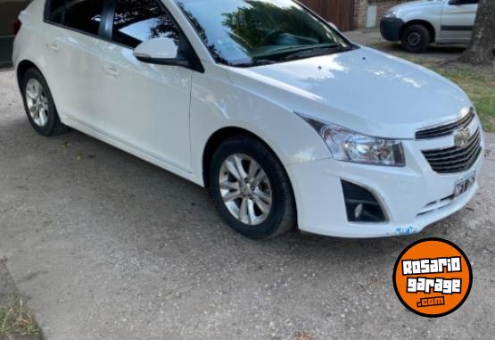 Autos - Chevrolet Cruze lt 5 puertas 2013 Nafta 92000Km - En Venta