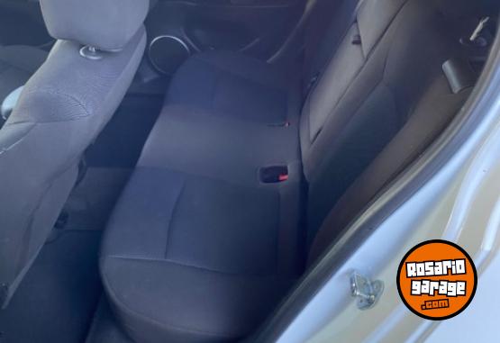 Autos - Chevrolet Cruze lt 5 puertas 2013 Nafta 92000Km - En Venta