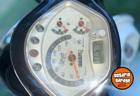 Motos - Motomel strato euro 2022 Nafta 7900Km - En Venta