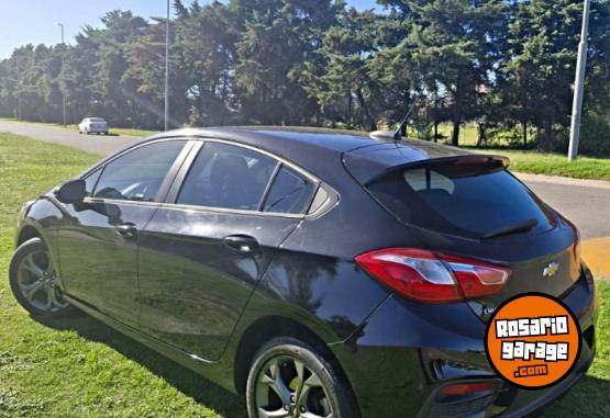 Autos - Chevrolet Cruze LT 2020 Nafta 88000Km - En Venta
