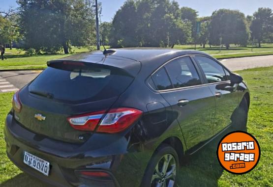 Autos - Chevrolet Cruze LT 2020 Nafta 88000Km - En Venta