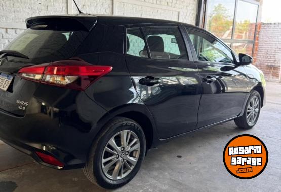 Autos - Toyota yaris xls 2021 Nafta 75000Km - En Venta