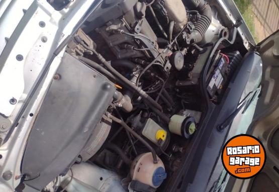 Autos - Volkswagen Gol 1.6 sedan 3 puertas 2009 Nafta 172000Km - En Venta
