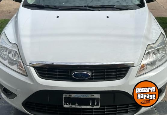 Autos - Ford Focus 2012 Nafta 180000Km - En Venta