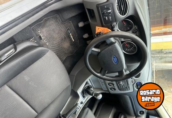 Autos - Ford Focus 2012 Nafta 180000Km - En Venta