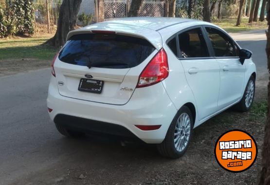 Autos - Ford Fiesta 2014 Nafta 100000Km - En Venta