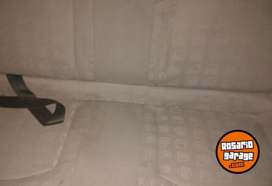 Autos - Peugeot 206 XR PREMIUM 2004 Nafta 200000Km - En Venta