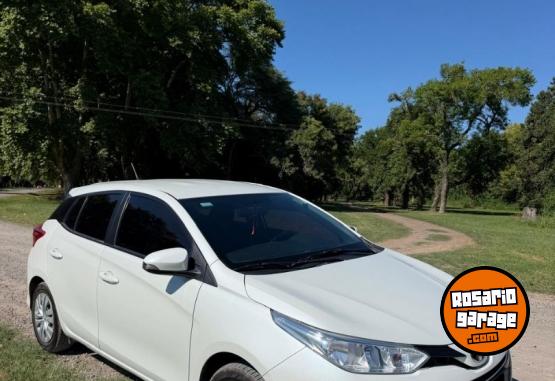 Autos - Toyota Yaris XS 2019 Nafta 74000Km - En Venta