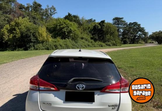 Autos - Toyota Yaris XS 2019 Nafta 74000Km - En Venta