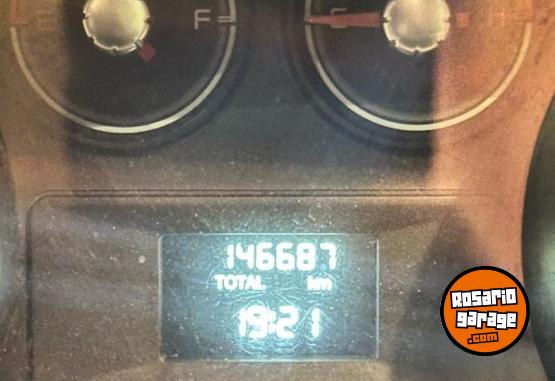 Autos - Fiat Punto 1.4 Attractive 2013 Nafta 146000Km - En Venta