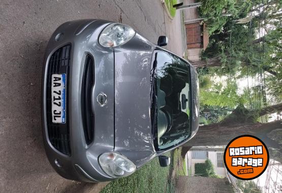 Autos - Nissan March 2016 Nafta 128000Km - En Venta