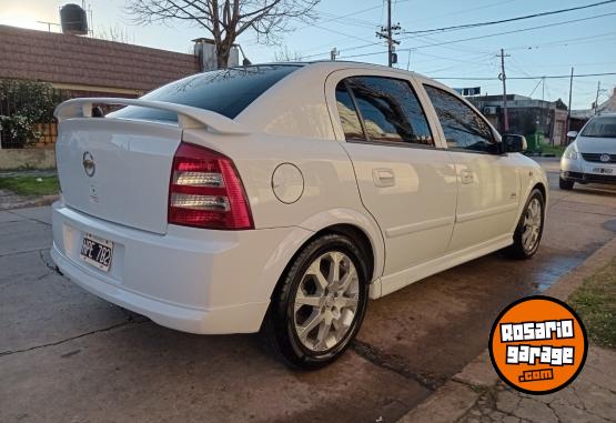 Autos - Chevrolet Astra 2008 Nafta 200000Km - En Venta