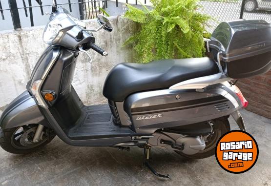 Motos - Kymco Like 125 2025 Nafta 4700Km - En Venta