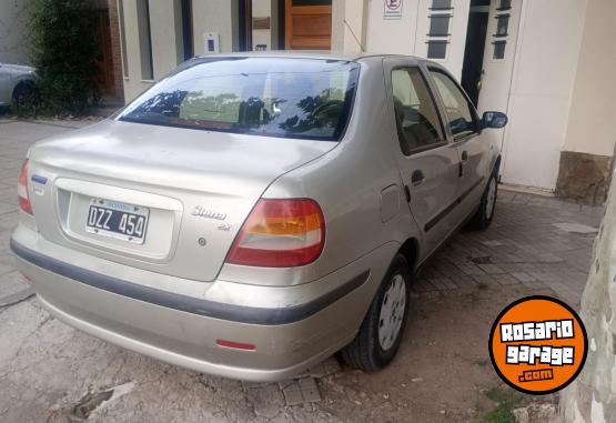 Autos - Fiat Siena 2002 GNC 350000Km - En Venta