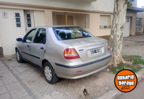 Autos - Fiat Siena 2002 GNC 350000Km - En Venta