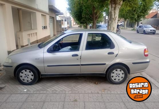 Autos - Fiat Siena 2002 GNC 350000Km - En Venta