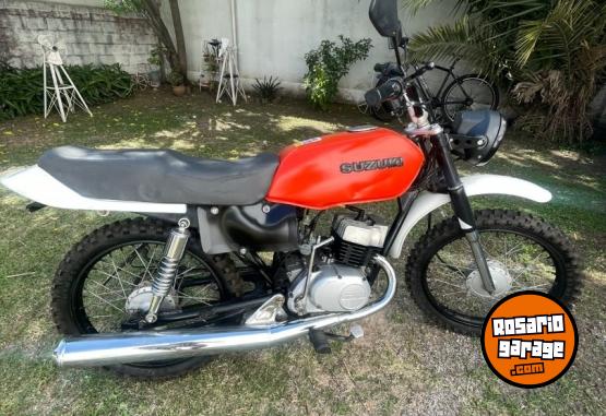 Motos - Suzuki AX 100 2016 Nafta 121212Km - En Venta