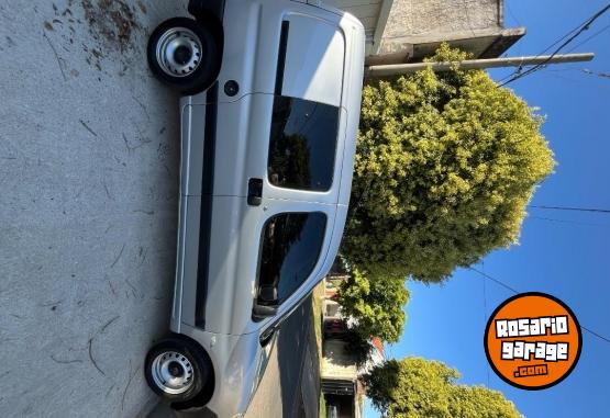 Utilitarios - Citroen Berlingo 2021 Diesel 140000Km - En Venta