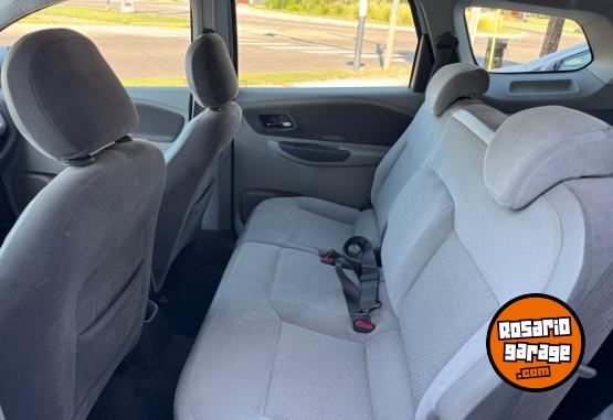 Autos - Chevrolet SPIN LTZ 1.8 2013 Nafta 130000Km - En Venta