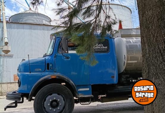 Camiones y Gr�as - Mercedes 1114 - En Venta