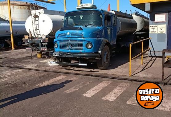 Camiones y Gr�as - Mercedes 1114 - En Venta