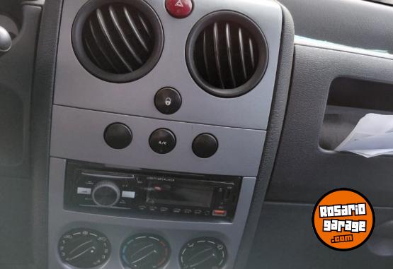 Utilitarios - Peugeot Partner 2012 Diesel 333000Km - En Venta