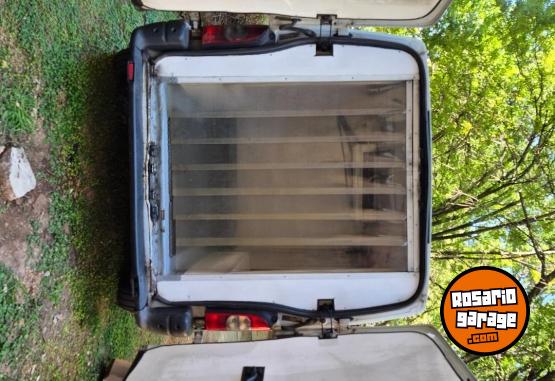 Utilitarios - Renault Master 2007 Diesel 300000Km - En Venta