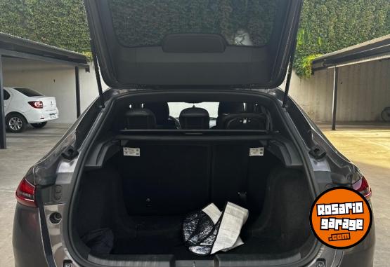 Autos - Fiat FASTBACK TURBO 270 AT 2024 Nafta 17300Km - En Venta