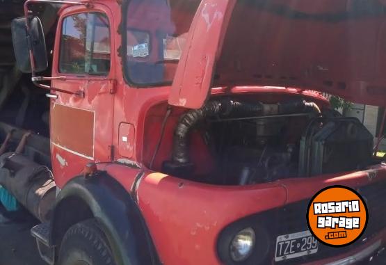 Camiones y Gr�as - Mercedes benz 1114 volcador - En Venta