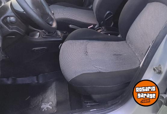Autos - Peugeot 206 2003 Nafta 250000Km - En Venta