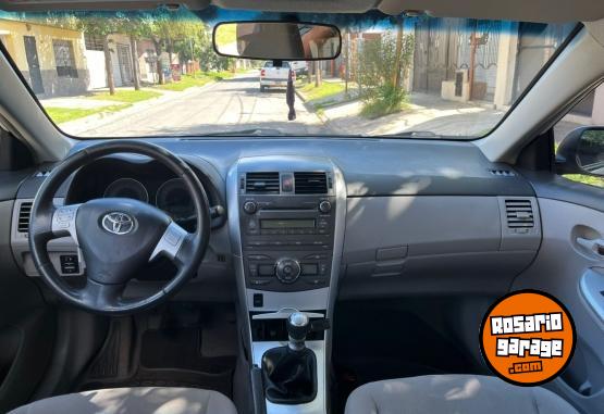 Autos - Toyota corolla 2013 Nafta 123000Km - En Venta