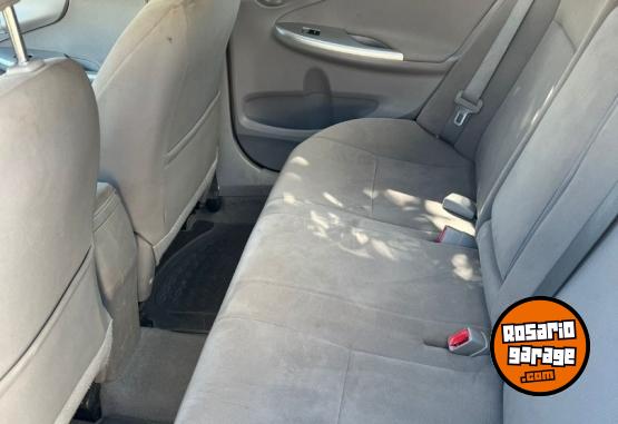 Autos - Toyota corolla 2013 Nafta 123000Km - En Venta