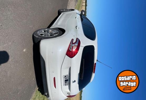 Autos - Peugeot 208 2016 Nafta 102000Km - En Venta