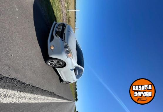 Autos - Peugeot 208 2016 Nafta 102000Km - En Venta