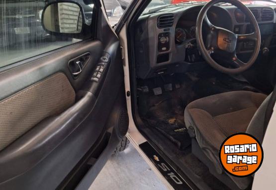 Camionetas - Chevrolet S10 2.8 DLX 4X2 ELECTRONI 2011 Diesel 220000Km - En Venta