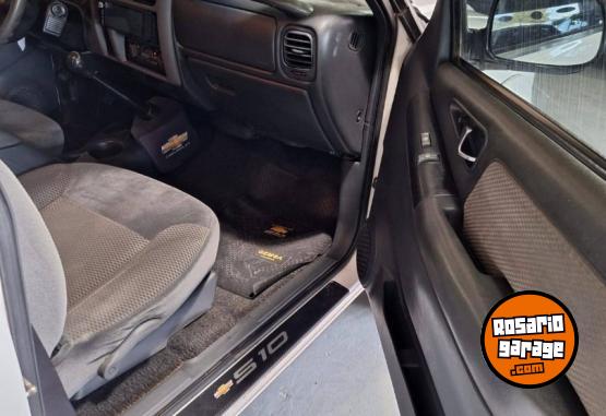 Camionetas - Chevrolet S10 2.8 DLX 4X2 ELECTRONI 2011 Diesel 220000Km - En Venta