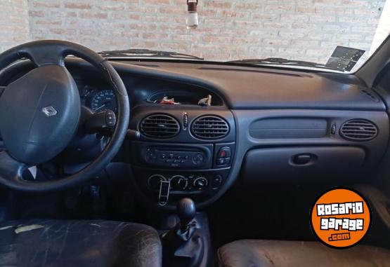 Autos - Renault Megane 2000 Diesel 250000Km - En Venta