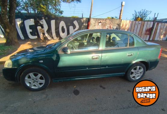 Autos - Chevrolet Astra 2.0 2004 GNC 187000Km - En Venta
