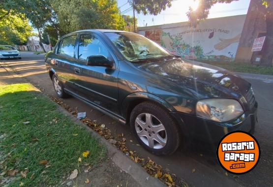 Autos - Chevrolet Astra 2.0 2004 GNC 187000Km - En Venta
