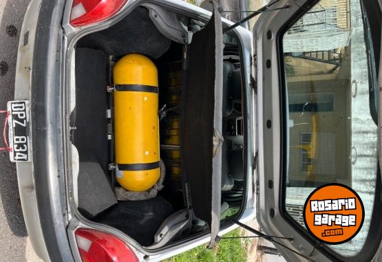 Autos - Ford Fiesta XL 2001 Nafta 200000Km - En Venta