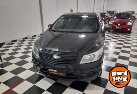 Autos - Chevrolet Prisma voyage siena 2017 Nafta 85500Km - En Venta