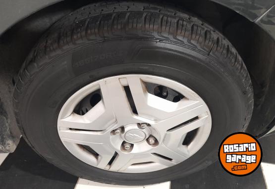 Autos - Chevrolet Prisma voyage siena 2017 Nafta 85500Km - En Venta