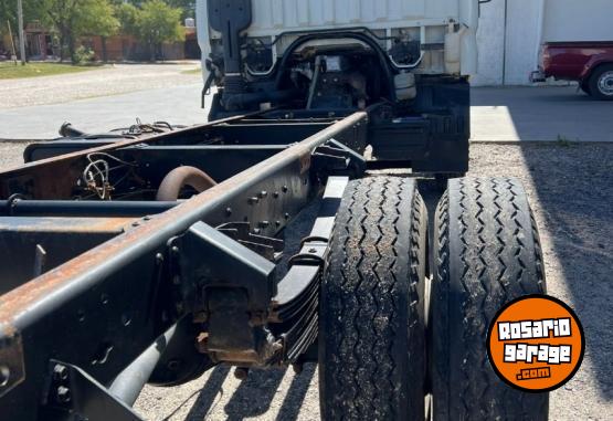 Camiones y Gr�as - Vendo Hyundai impecable - En Venta